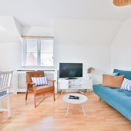 Stayright 2 Bed Beach House With Private Parking- Next To Barry Beach And Jackson Bay 外观 照片