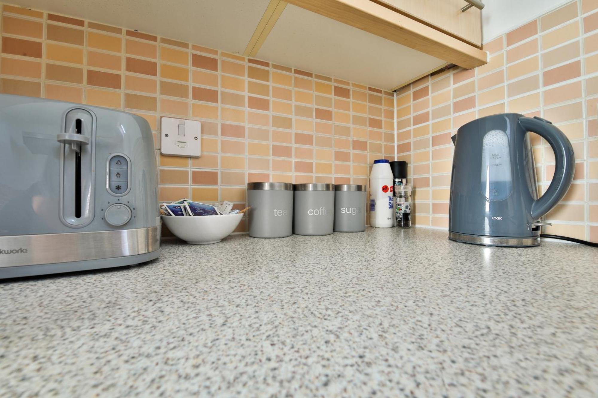 Stayright 2 Bed Beach House With Private Parking- Next To Barry Beach And Jackson Bay 外观 照片